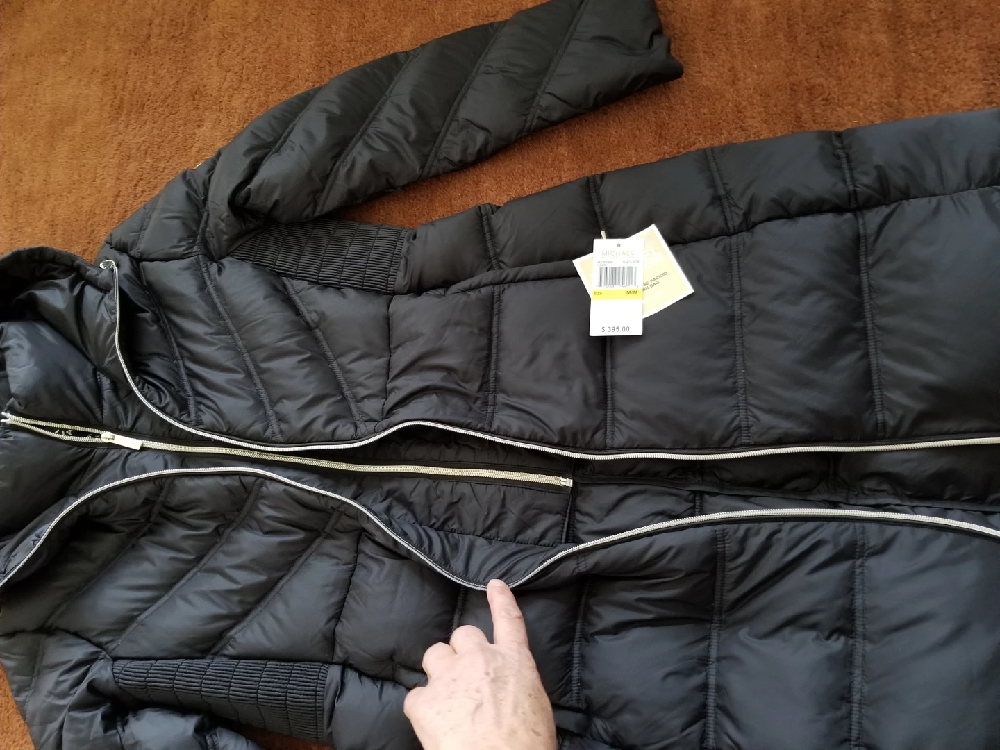 Michael Kors Black Puffer Coat - Size M/M - photo 4