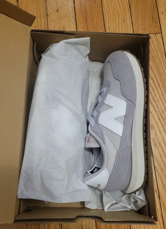 New Balance 237 Bungee Kids Shoes - Size 2.5 image indicator(2)