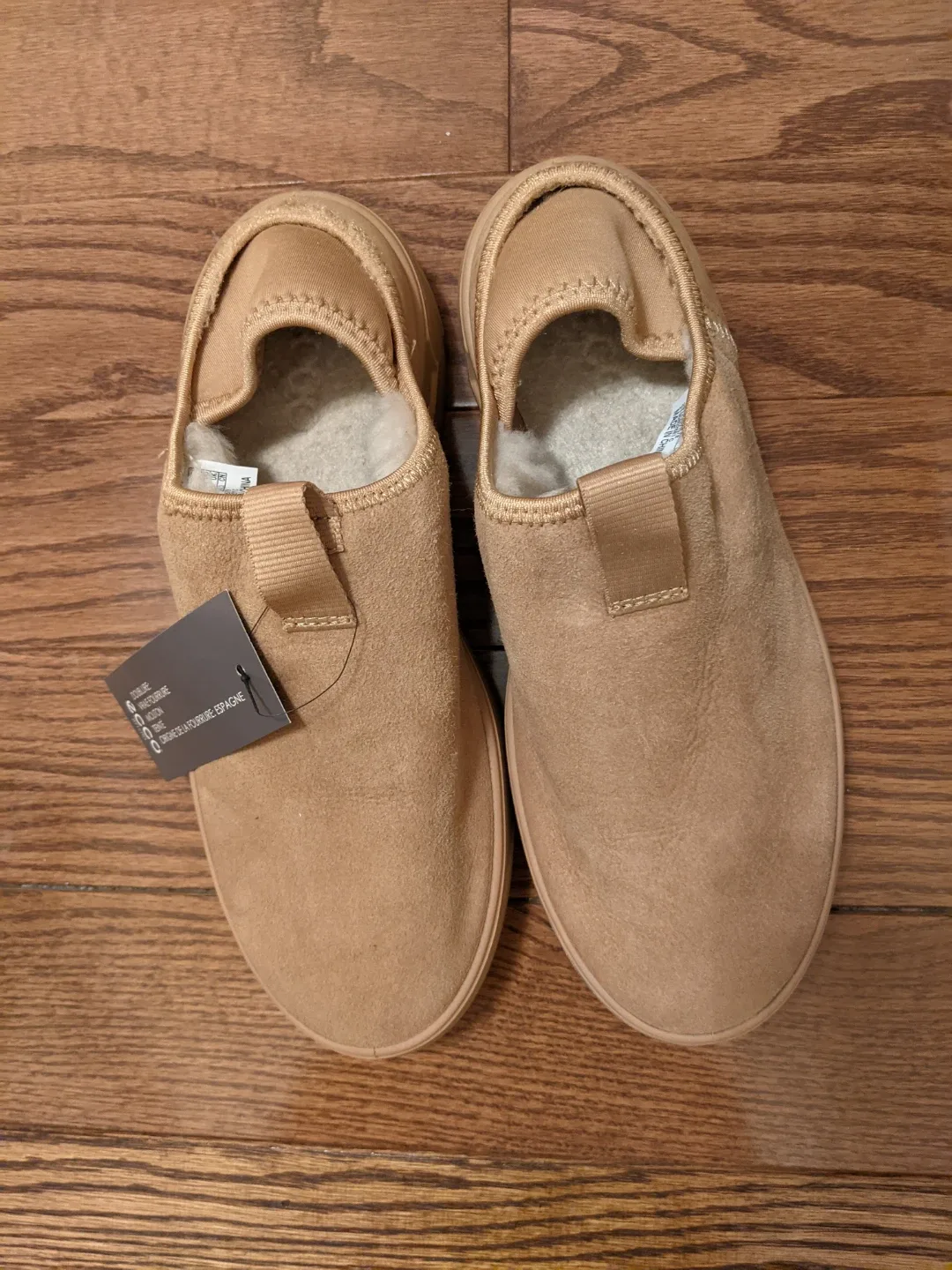 Ecco Ladies Slipper Size 7 - New with tags! image indicator(5)