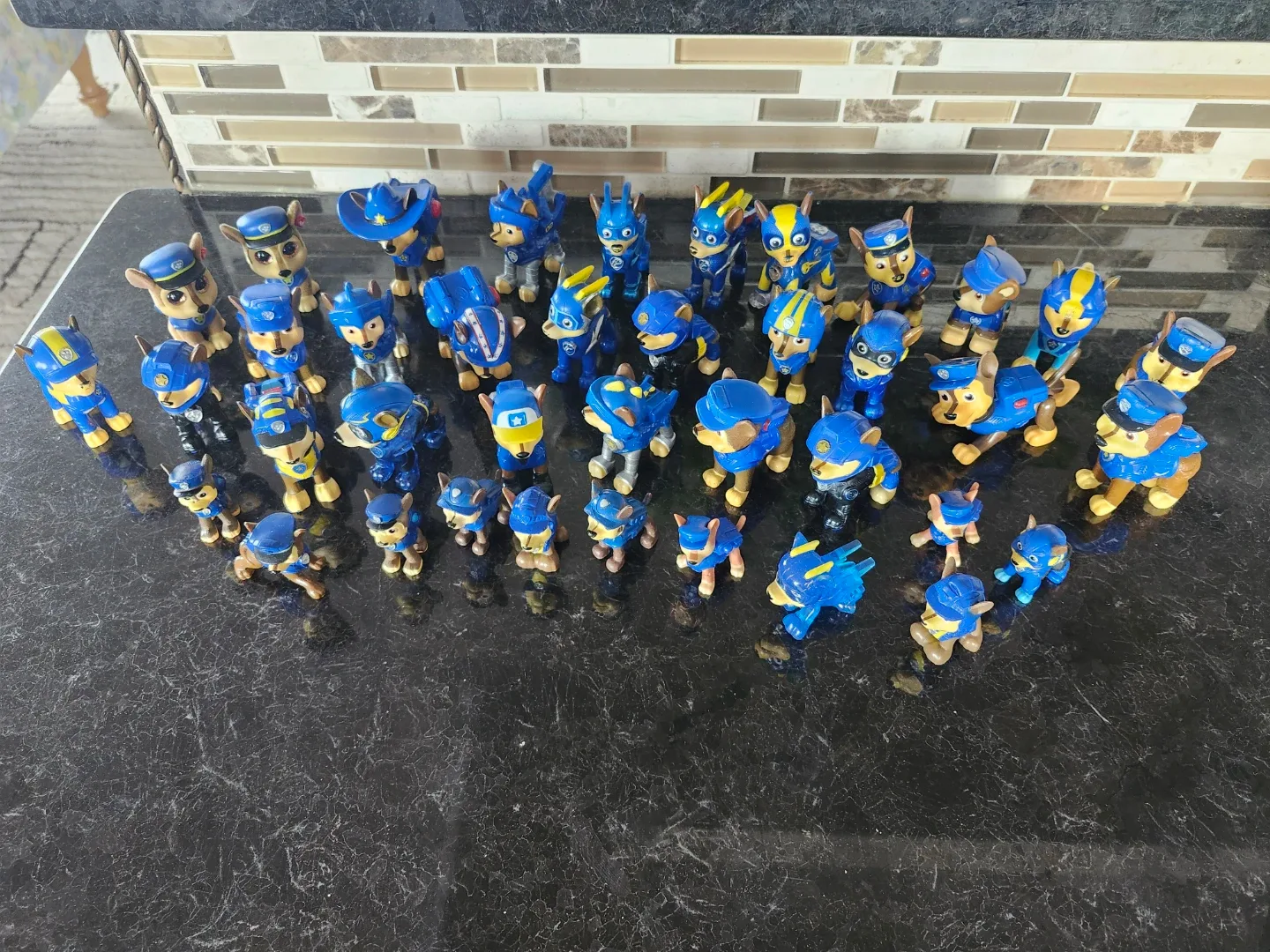 Paw Patrol Chase Figures Lot image indicator(2)