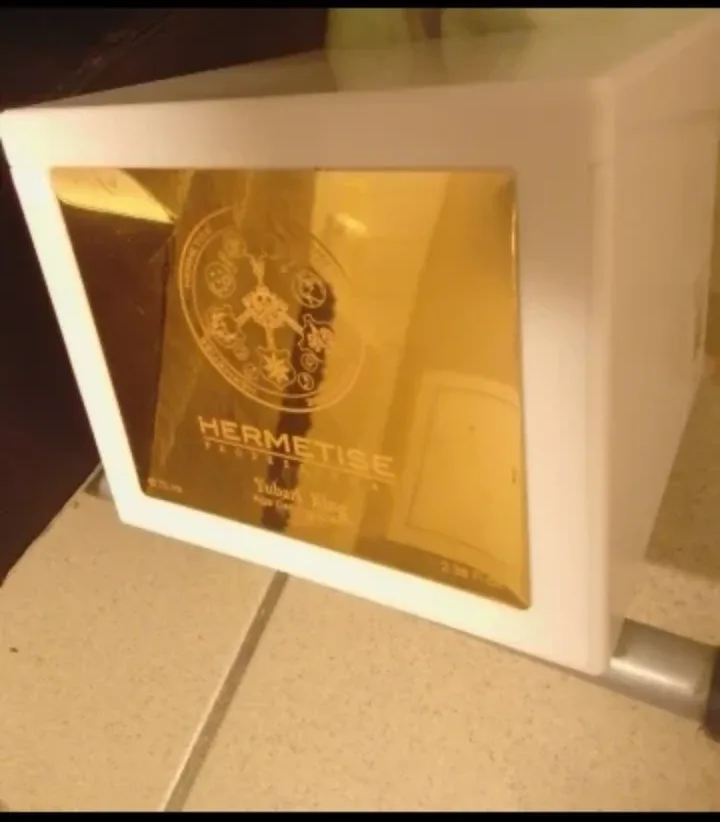 $5999 Hermetise Yubari King Gold Set selling for 680