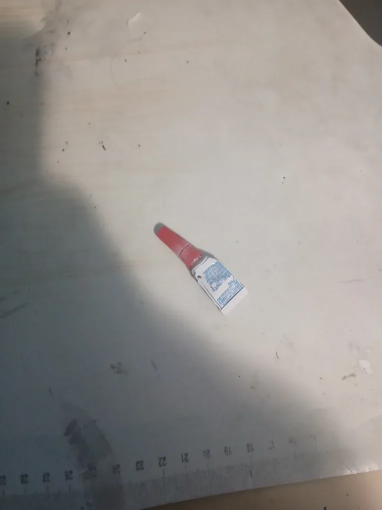 Super Glue - Small Tube