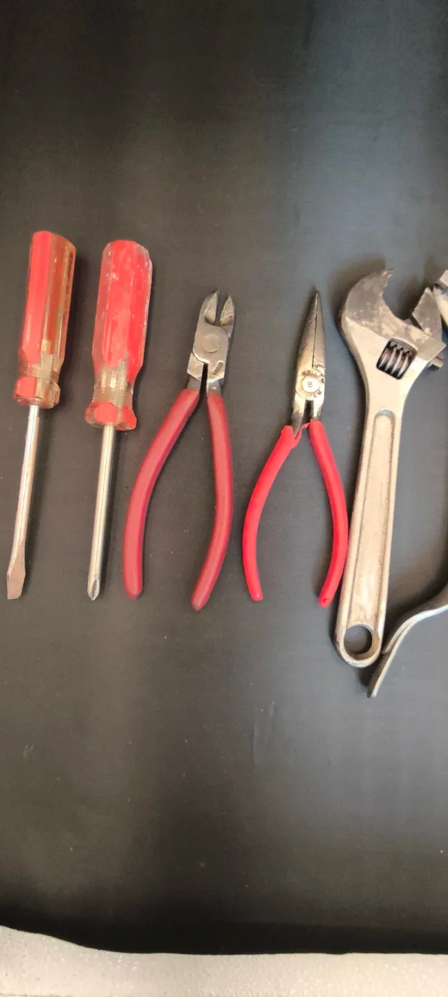 Mixed Lot of Used Hand Tools image indicator(3)