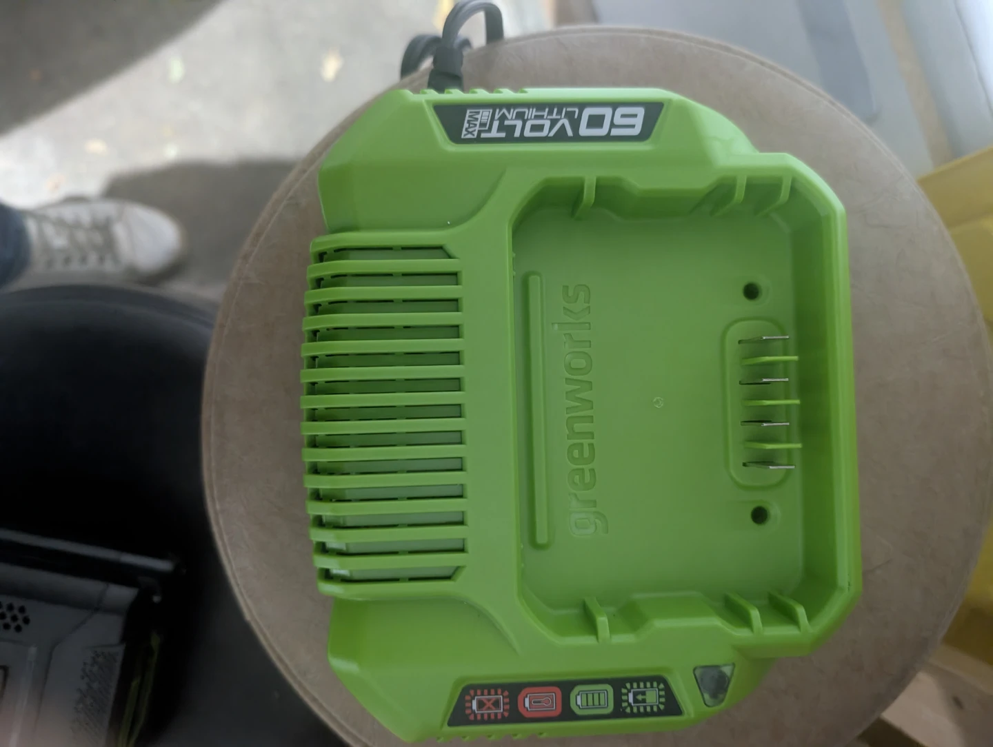 Greenworks 60V Lithium Ion Battery & Charger - photo 3