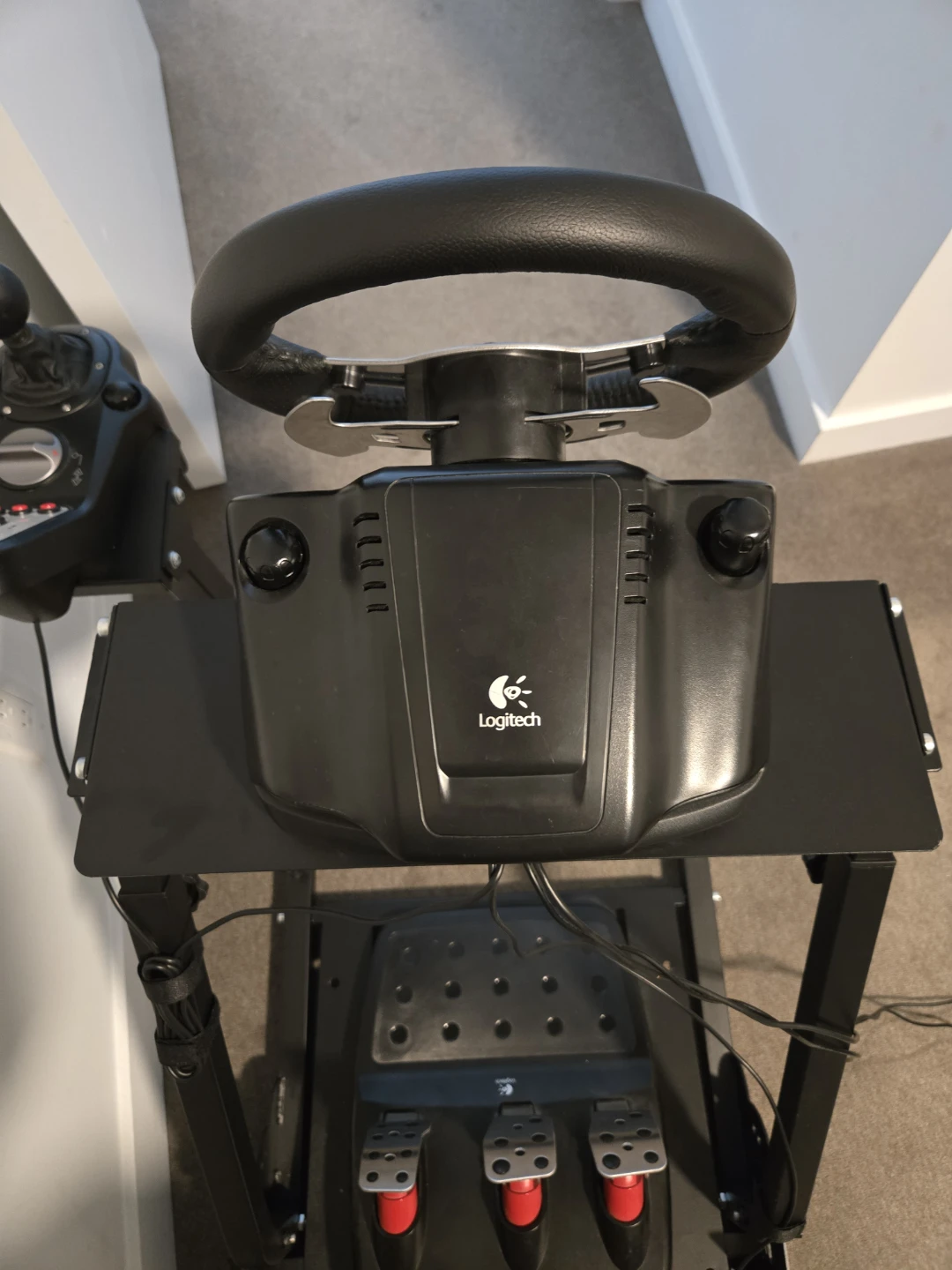 Logitech Racing Wheel and Pedal Set - photo 4