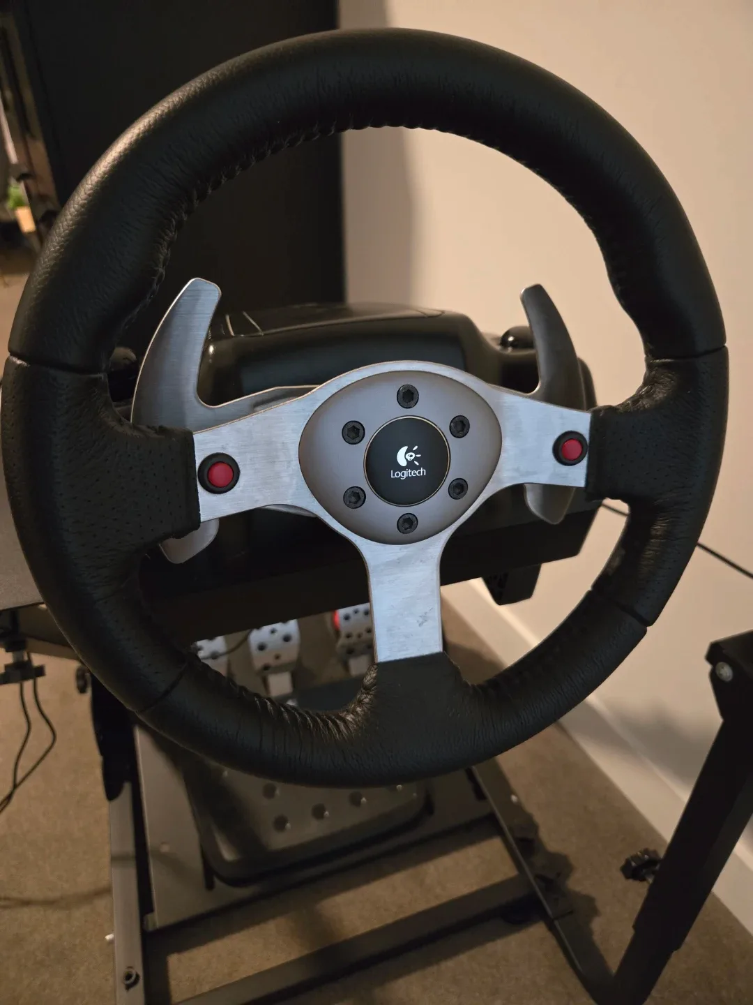 Logitech Racing Wheel and Pedal Set image indicator(5)