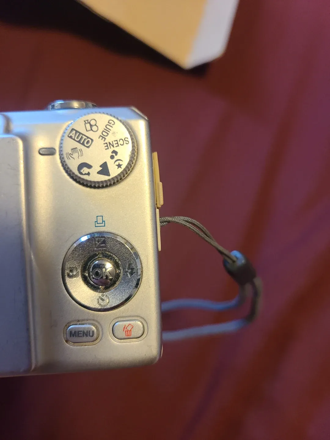 Olympus FE-220 7.1 Megapixel Digital Camera image indicator(3)