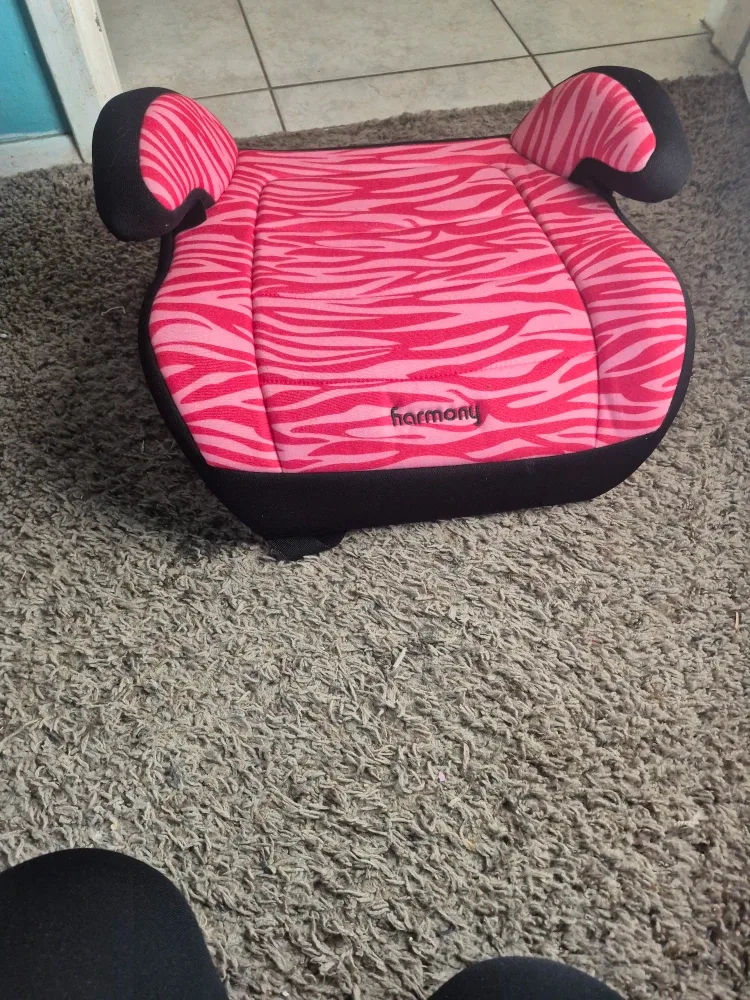"#Cleanout" Harmony Youth Booster Seat - Pink Zebra image indicator(3)