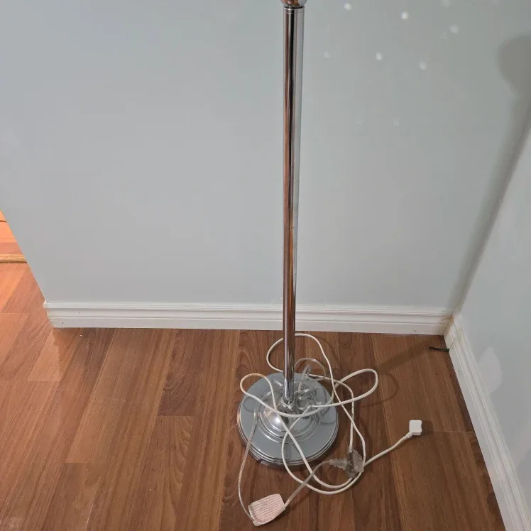 Chrome Floor Lamp with Crystal Accents image indicator(4)