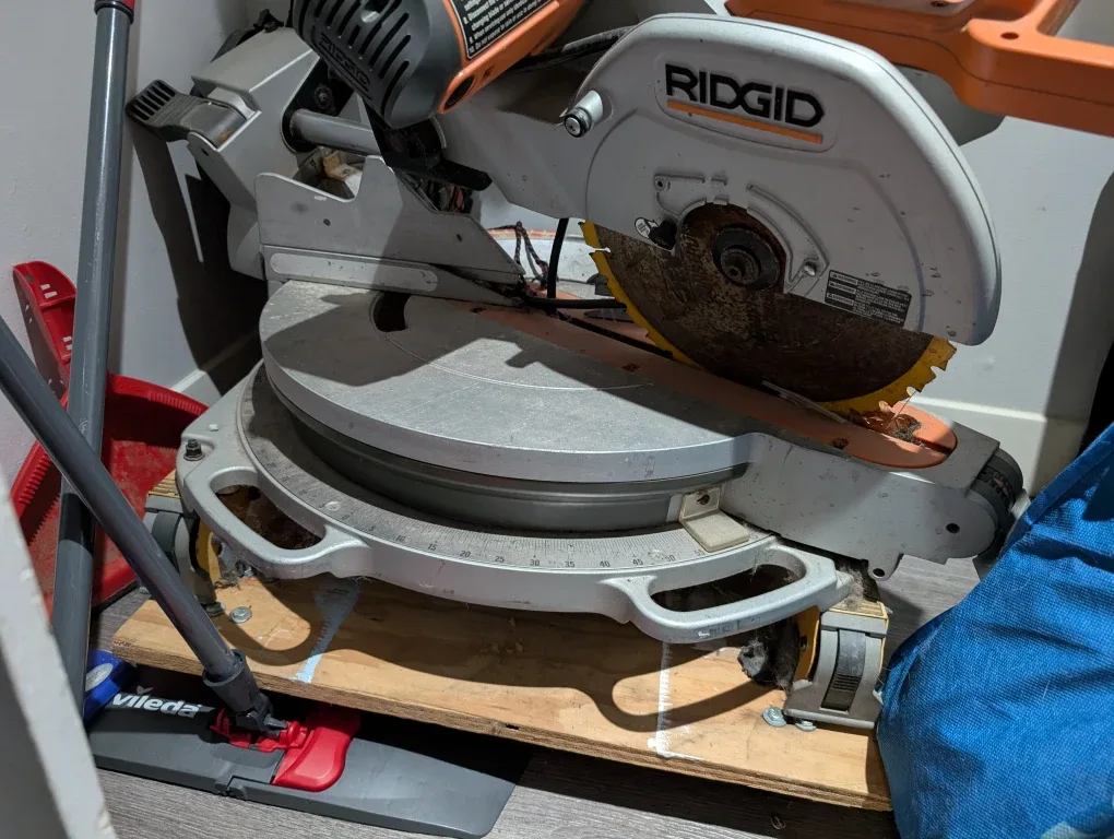 Ridgid Miter Saw image indicator(3)