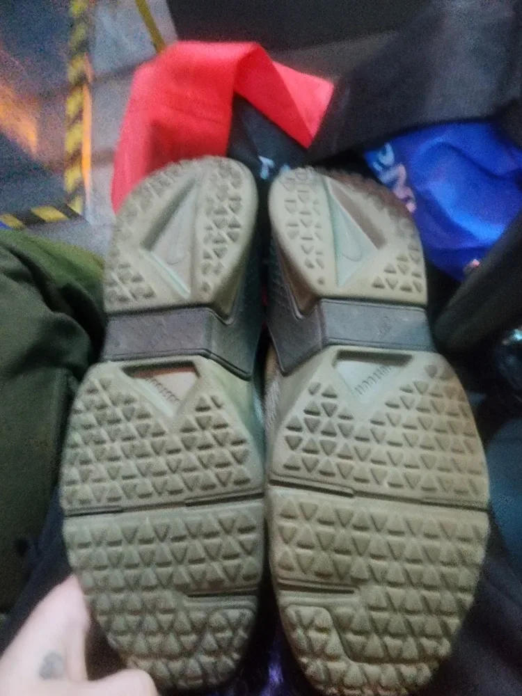 Nike Huarache Size 6Y image indicator(4)