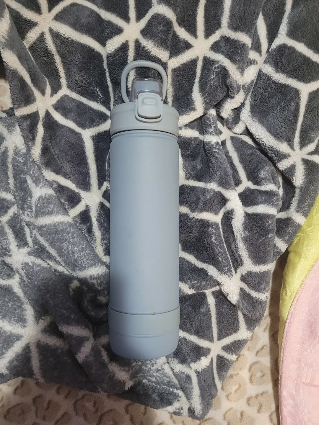 Manna Water Bottle - Light Blue image indicator(2)