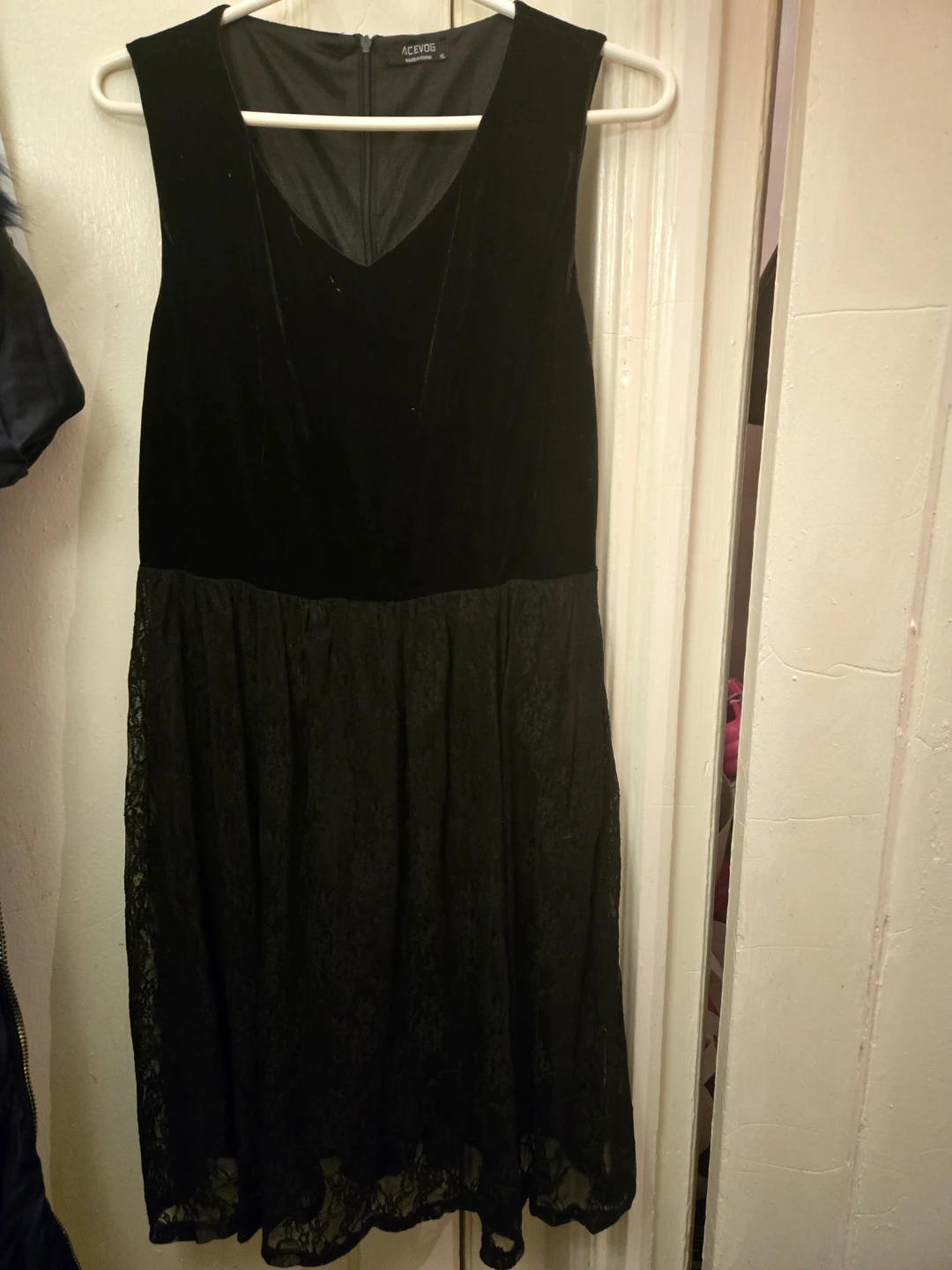 Black Velvet and lace design women dress  sz XL - photo 3