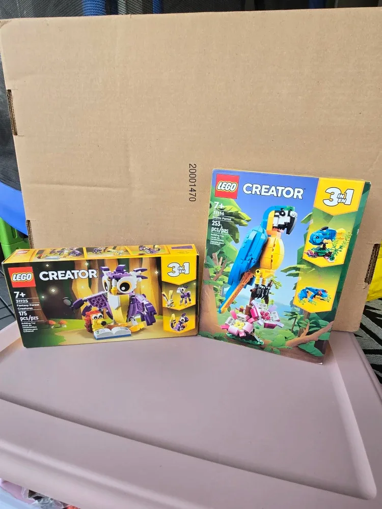 2 brand new lego creator toy lot parrot and owl