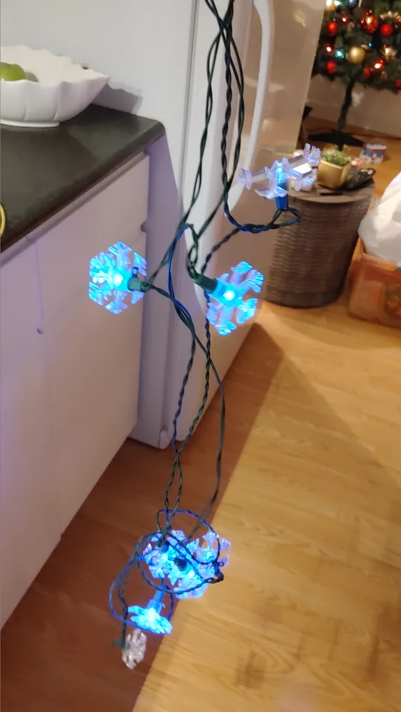 Snowflake String Lights - Blue image indicator(7)
