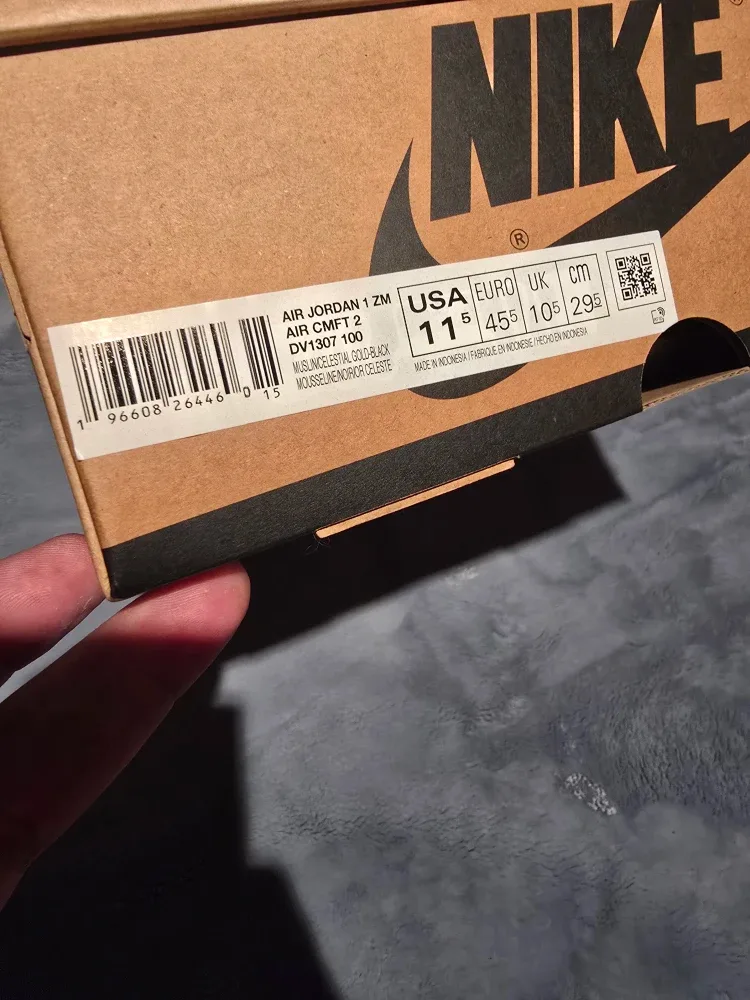 Nike Air Jordan 1 ZM CMFT 2, US 11.5 image indicator(2)