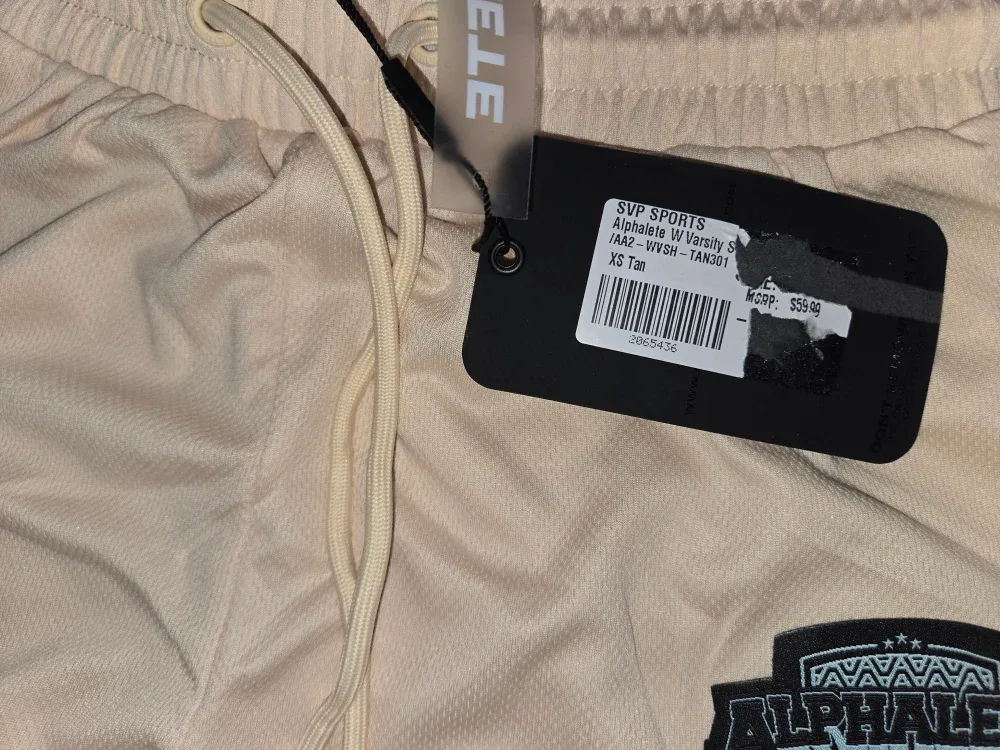 Alphalete & RêveL Shorts and Hoodie image indicator(7)
