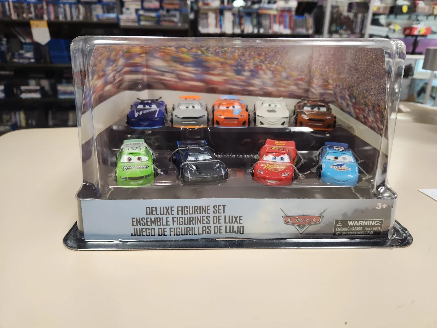 Disney Pixar Cars Deluxe Figurine Set thumbnail