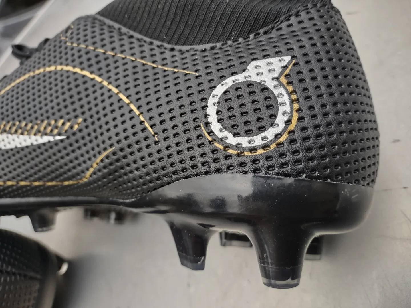 Mizuno Morelia Sala Club IN Soccer Shoes image indicator(8)