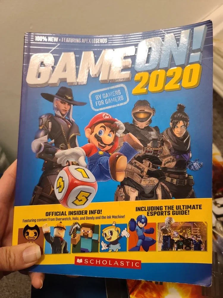 Mixed Lot of Children's Books image indicator(6)