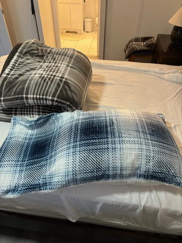 Roots Home Reversible Sherpa Comforter Set image indicator(2)