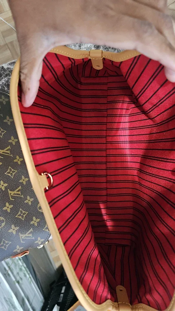 Louis Vuitton Monogram Handbag