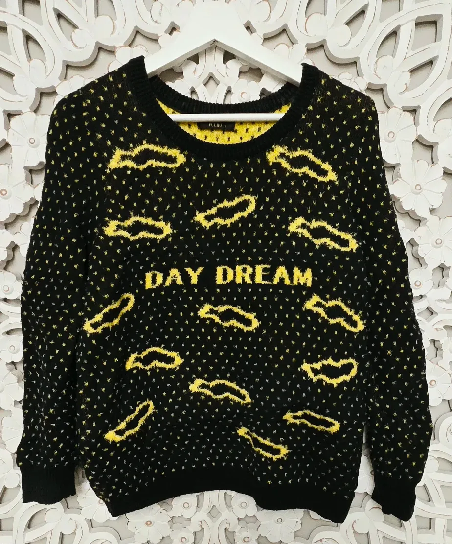 Veeko 'Day Dream' Black & Yellow Sweater