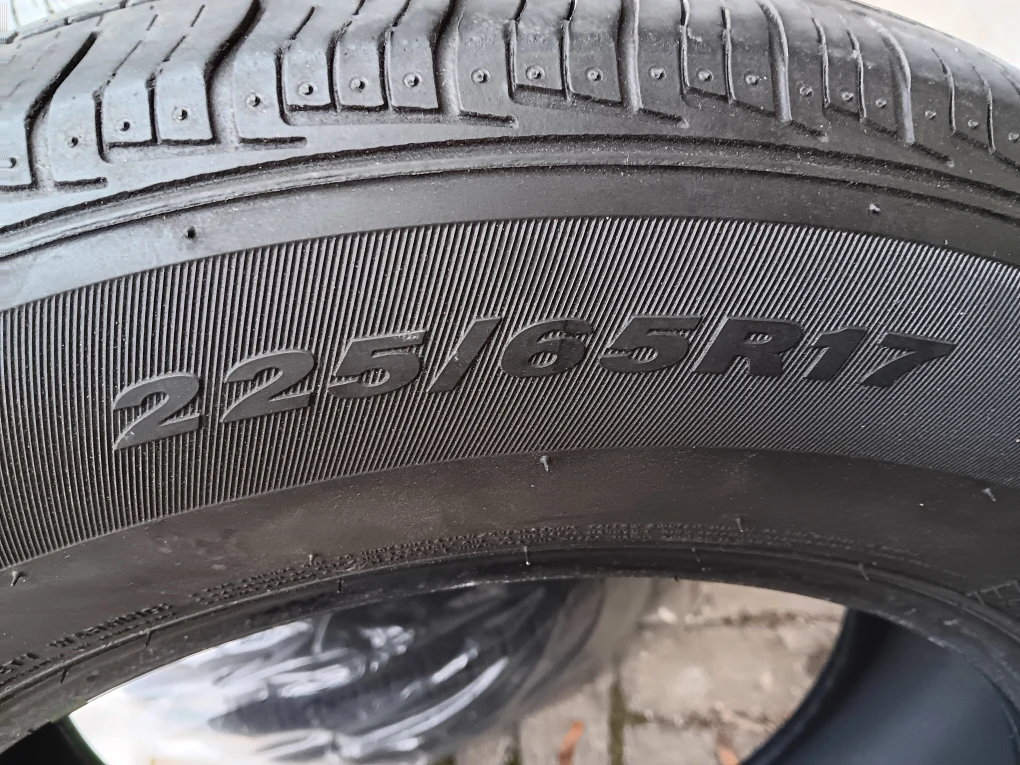 4 Nexen N'Priz AH5 225/65R17 tires