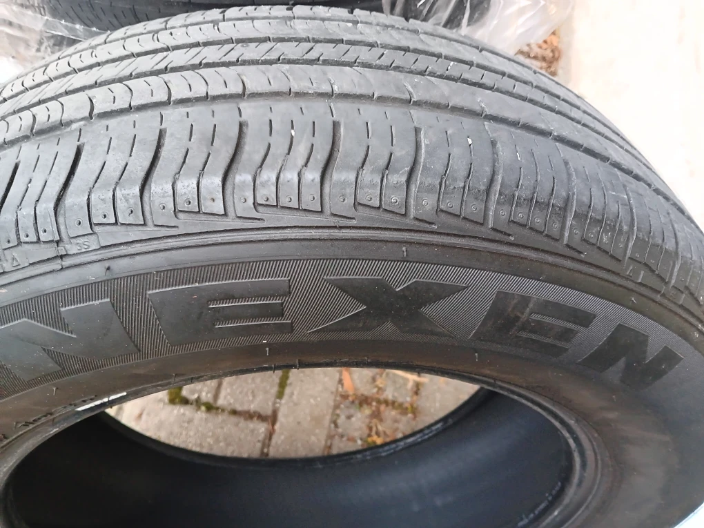 4 Nexen N'Priz AH5 225/65R17 tires - photo 3