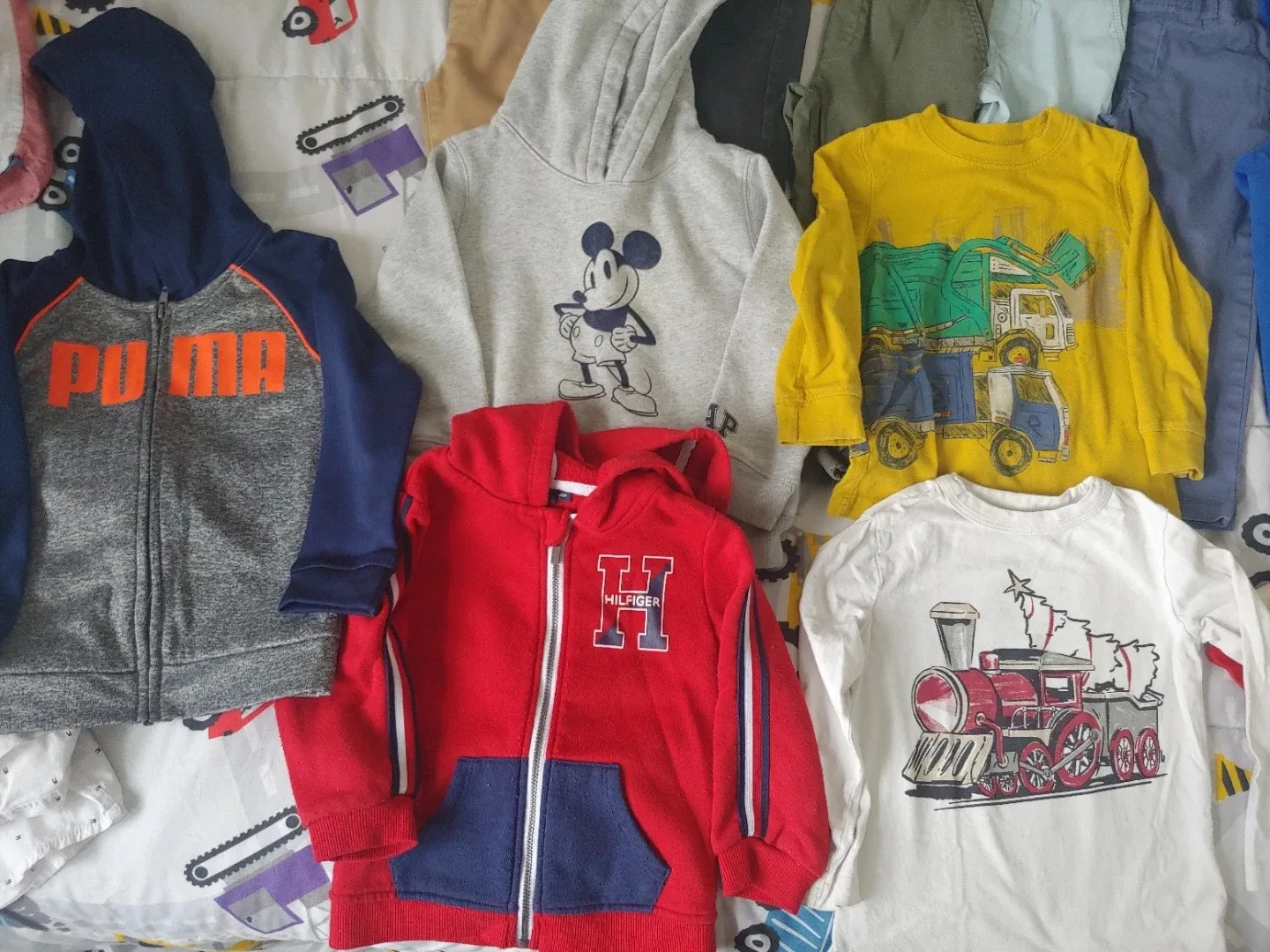 Clothing Bundle 2T/3T image indicator(3)