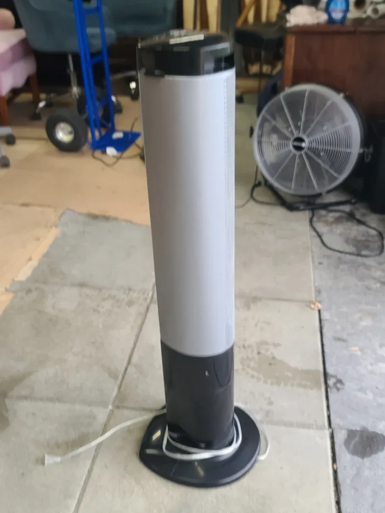 Tower Fan - Black & Grey image indicator(2)