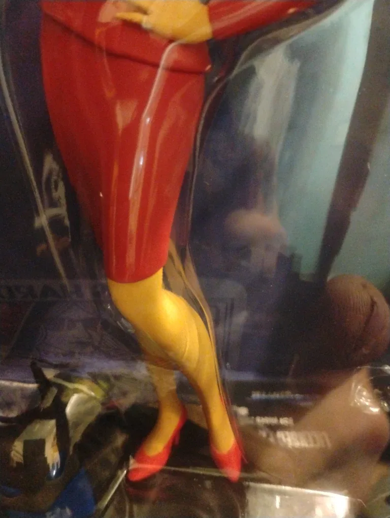 Batman The Animated Series Harley Quinn Figure image indicator(6)