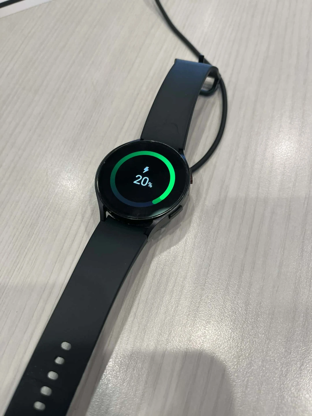 Samsung Galaxy Watch 4 - Black - photo 2