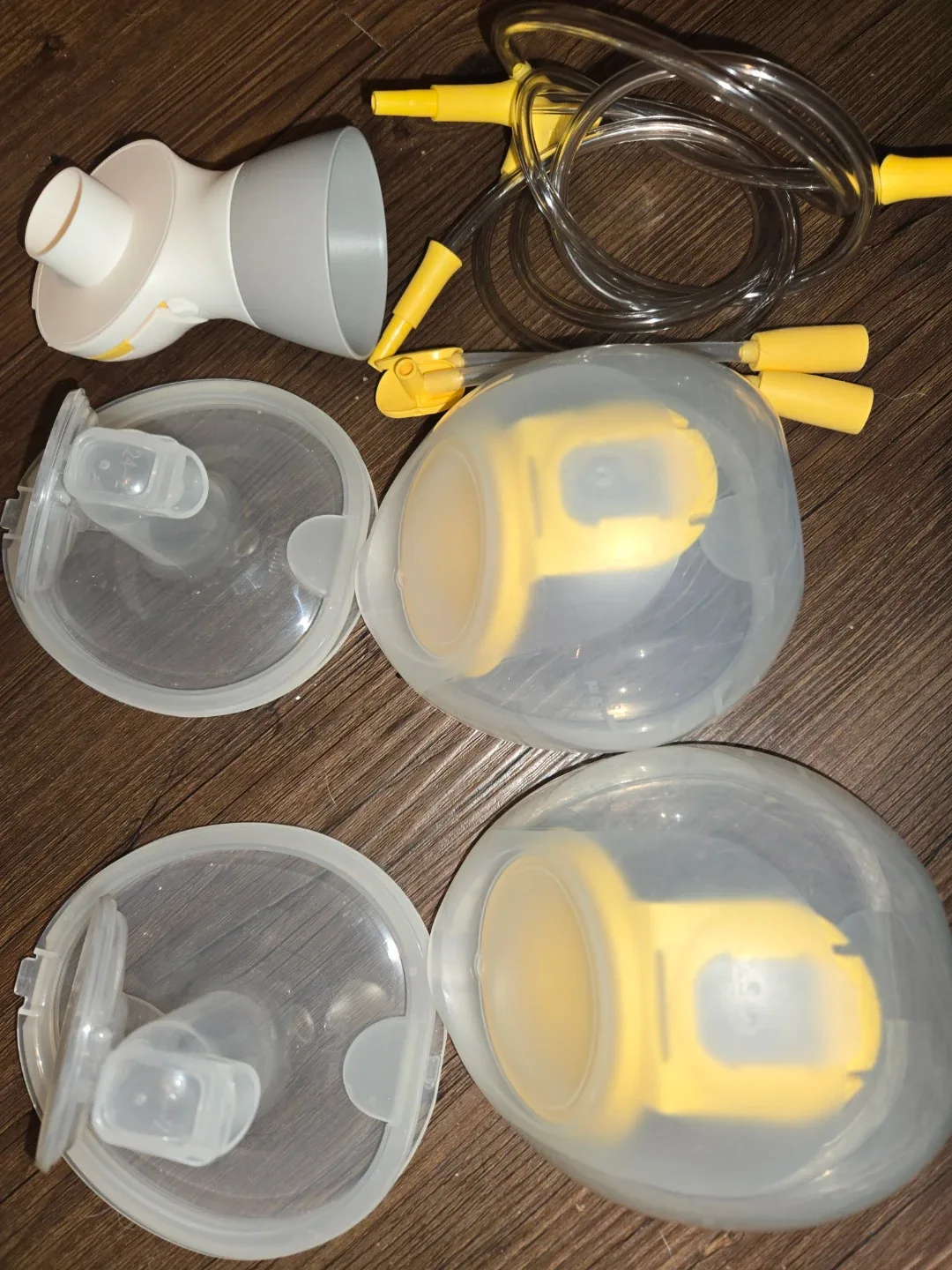 Medela hands free collection cups image indicator(4)