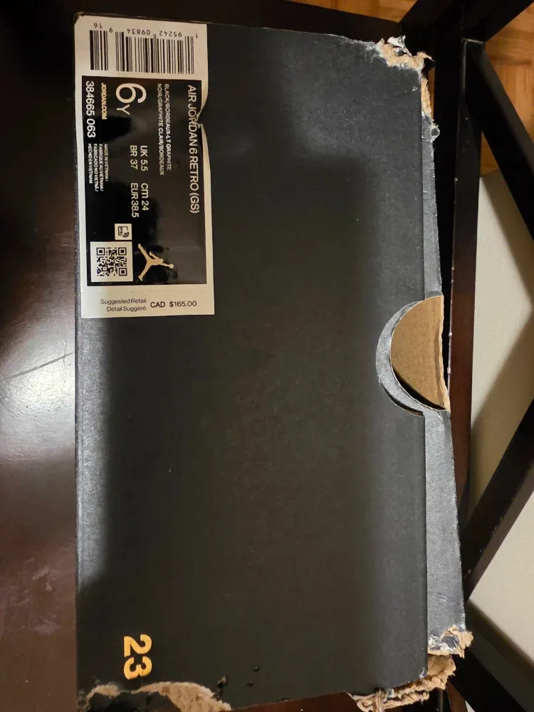 Air Jordan 6 Retro (GS) Black/Graphite, Size 6Y