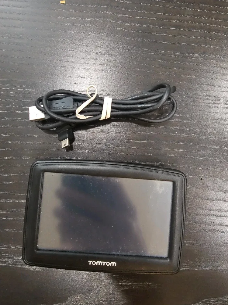 TomTom Start GPS Navigation System w/ Charger