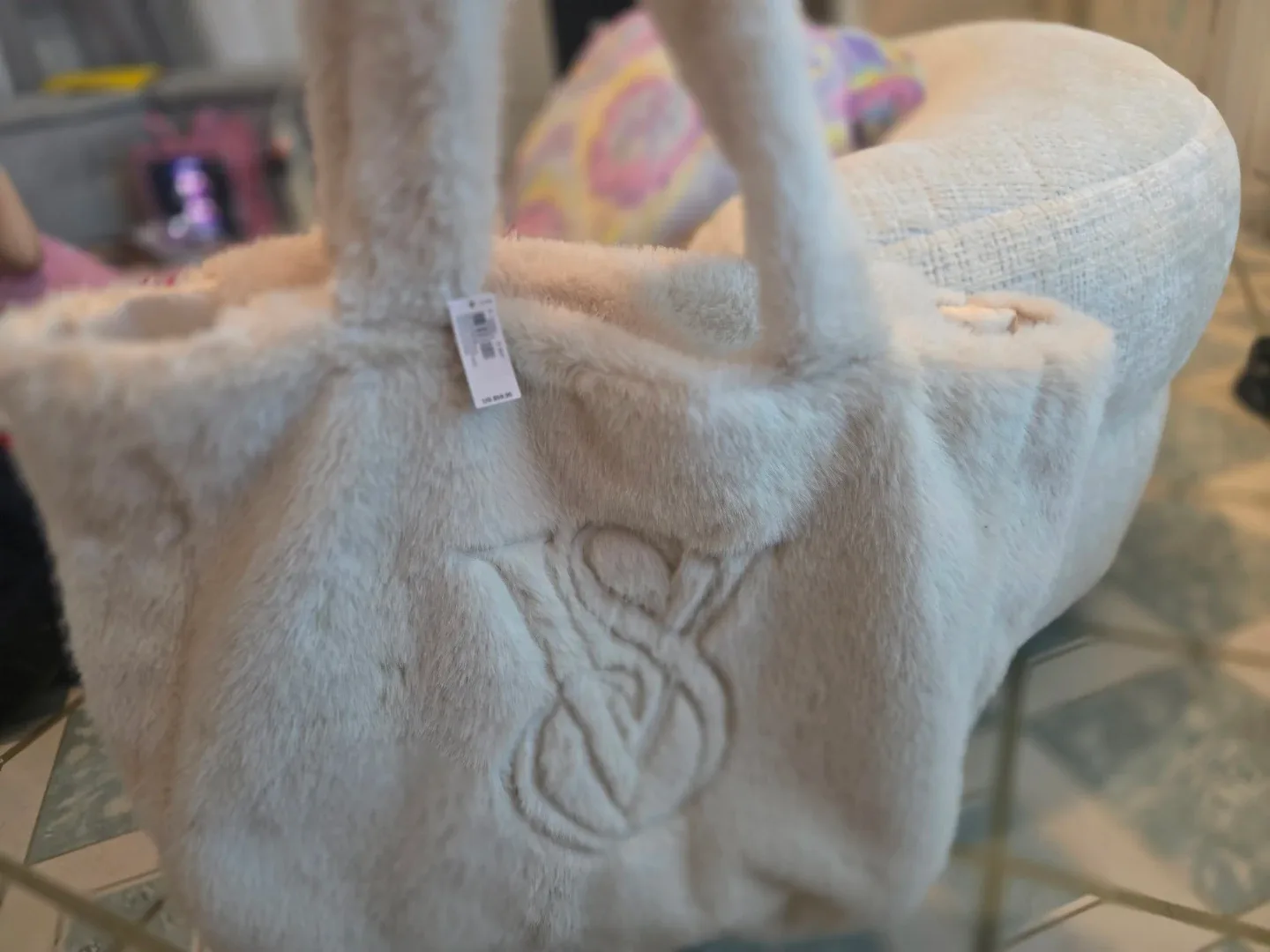 Victoria's Secret White Faux Fur Tote Bag image indicator(3)