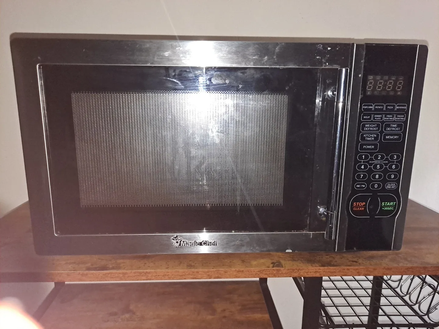 Magic Chef Microwave Oven image indicator(4)