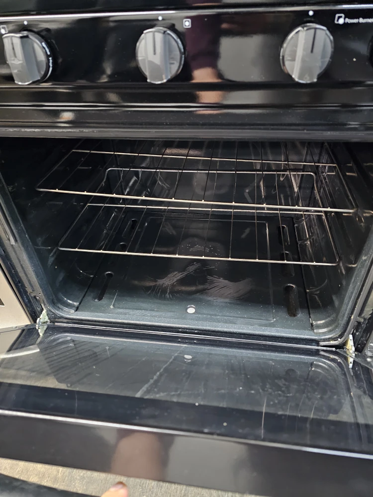 Whirlpool 30in black gas stove - photo 2