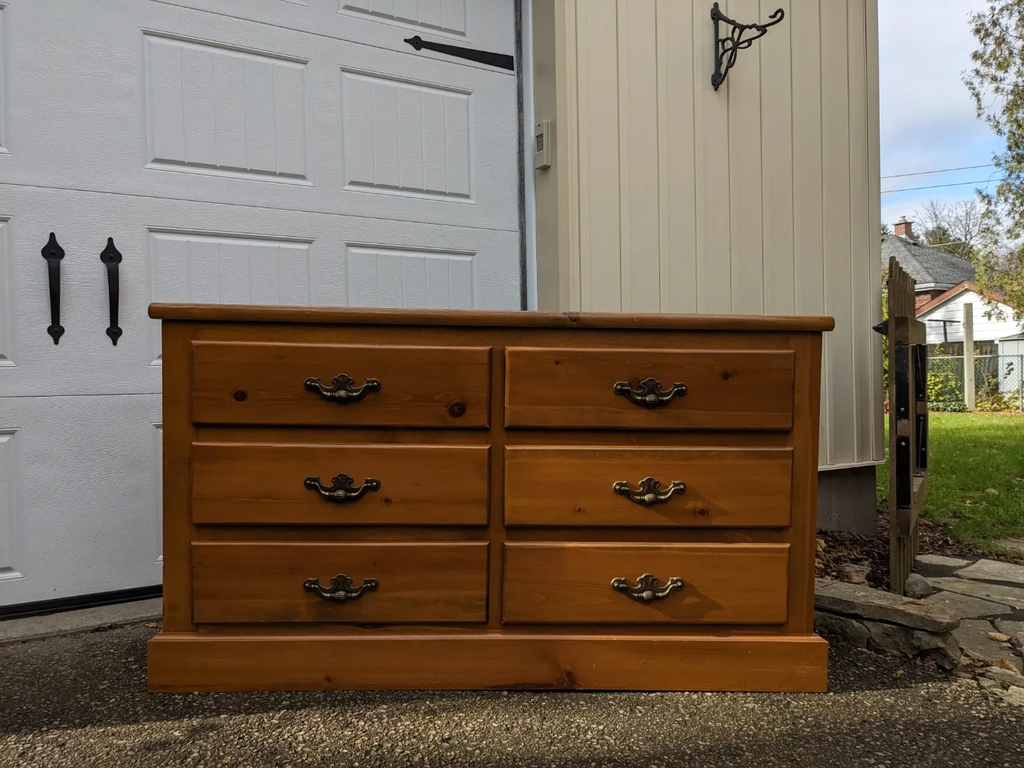 6 Drawer Lowboy Dresser in Solid Pine