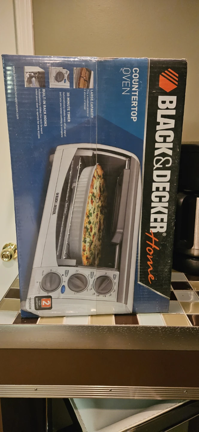 Black & Decker Countertop Oven - Like New!