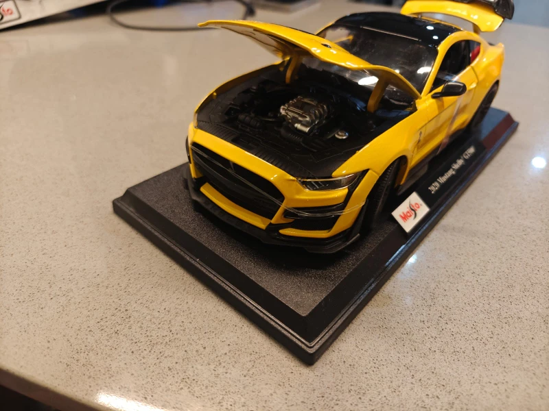 Maisto 2020 Mustang Shelby GT500 1:18 Scale - photo 5