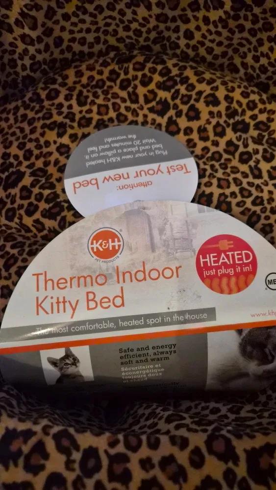 K&H Thermo Indoor pet Bed, automatic feeder and other items image indicator(2)