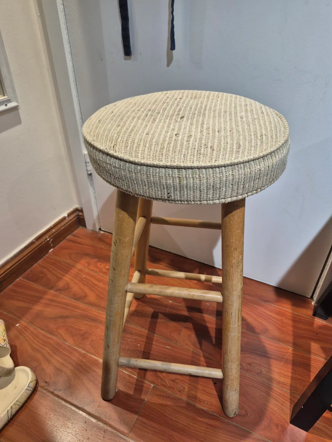 Wooden Bar Stool with Cushioned Seat image indicator(2)