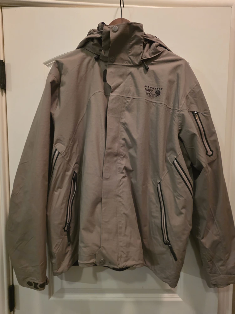 Mountain Hardwear Men's Jacket - Size L