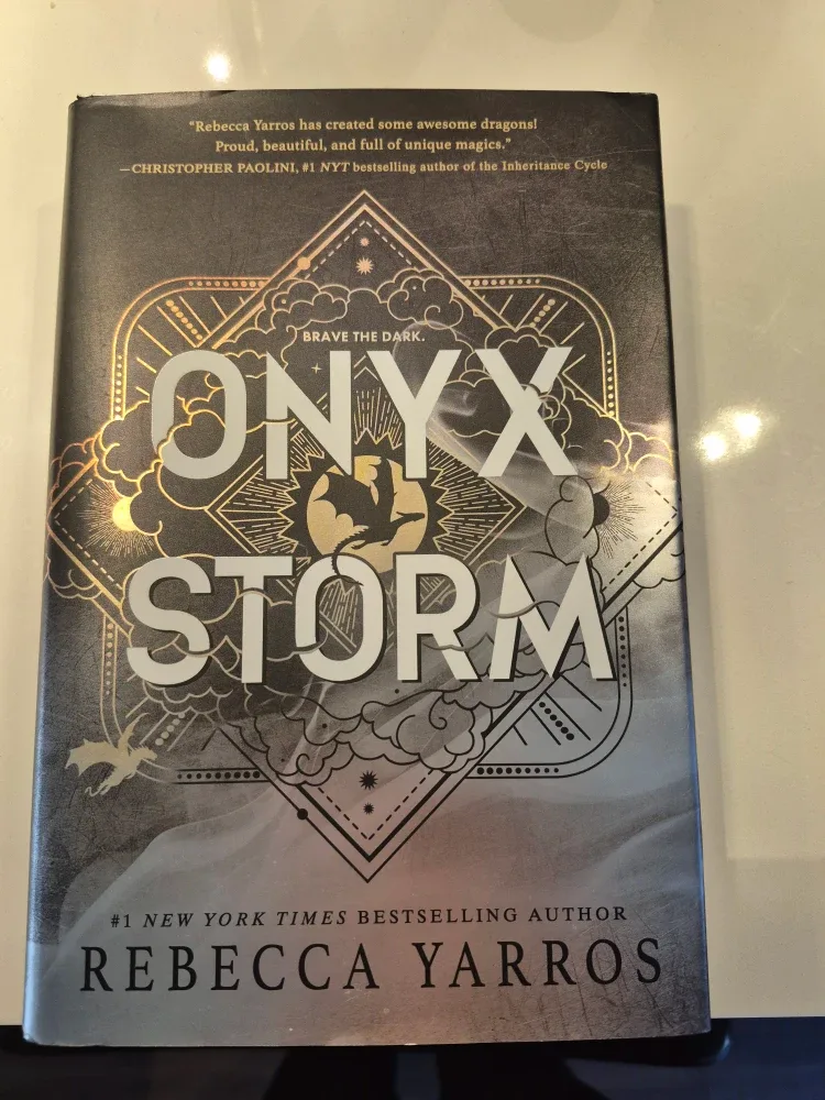 Onyx Storm by Rebecca Yarros