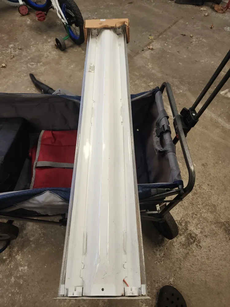 Lithonia Lighting Fluorescent Luminaire