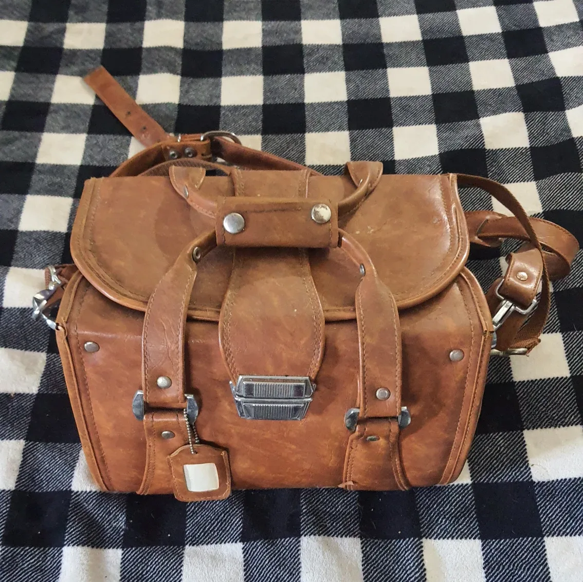 Canon TX Camera with Lenses & Accessories image indicator(2)