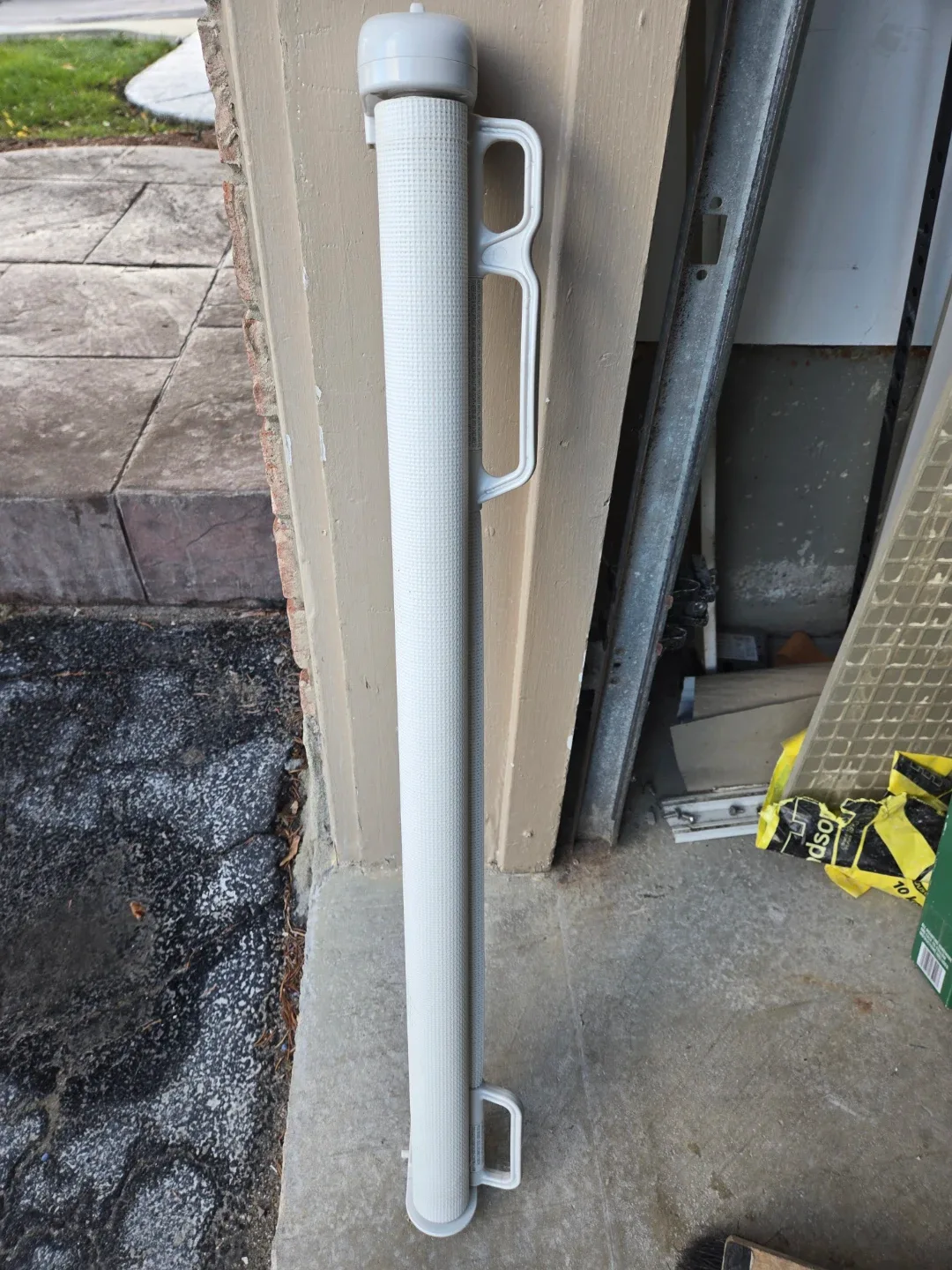 Retractable Baby/Pet Safety Gate - Two Sizes image indicator(2)