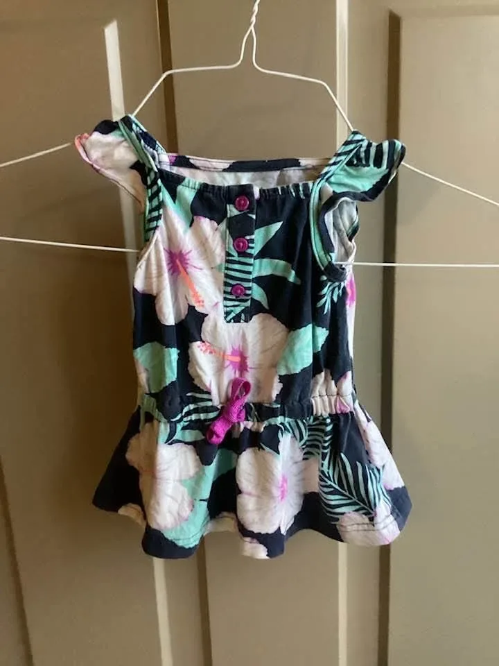 LOT Girls sz 9 months clothing image indicator(4)
